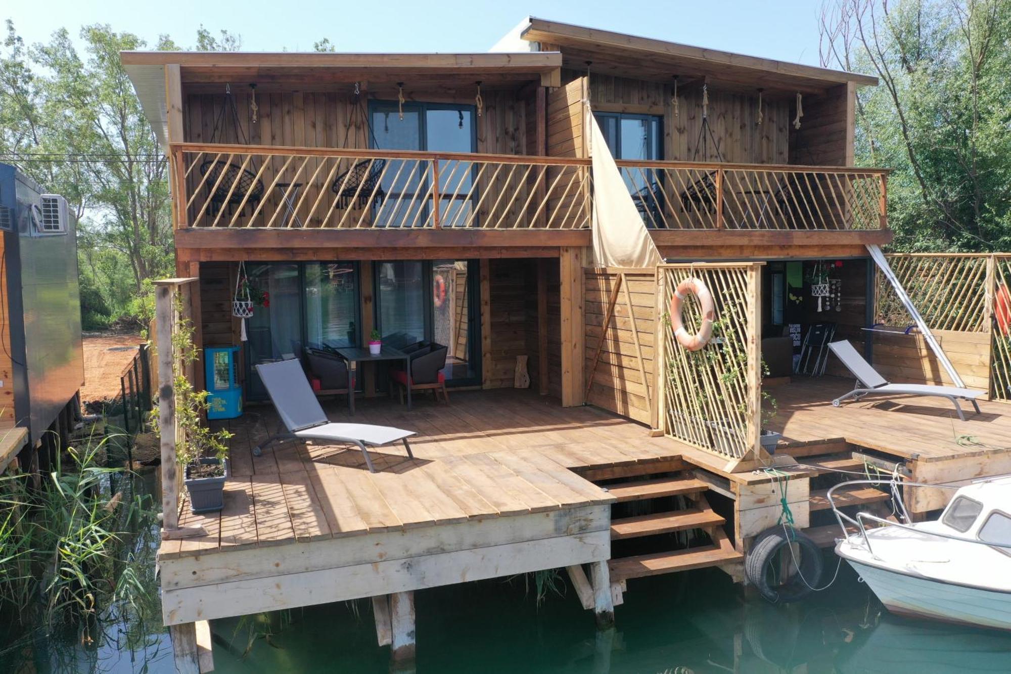 Meris Ulcinj Exterior photo